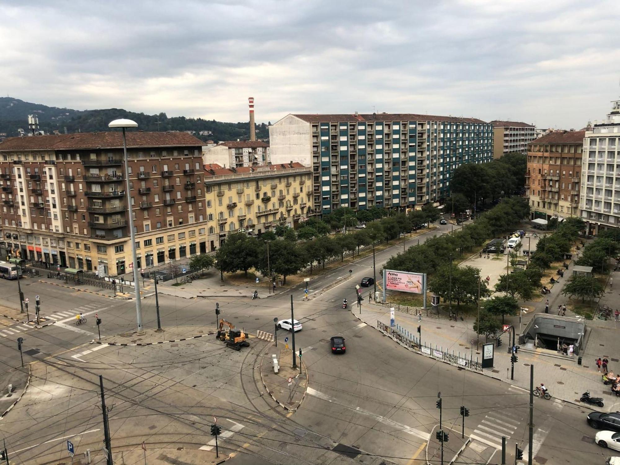 Metro Molinette Panoramico Con 6 Posti Letto Apartment Turin Exterior photo